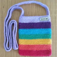 BOLSA DE CROCHÊ ALÇA TRANSPASSADA ARCO-ÍRIS (P) 12 - Foto 5