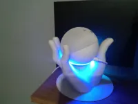 Suporte Mesa Alexa Echo Dot 4ª Geração Nas Mãos De Deus - Foto 5