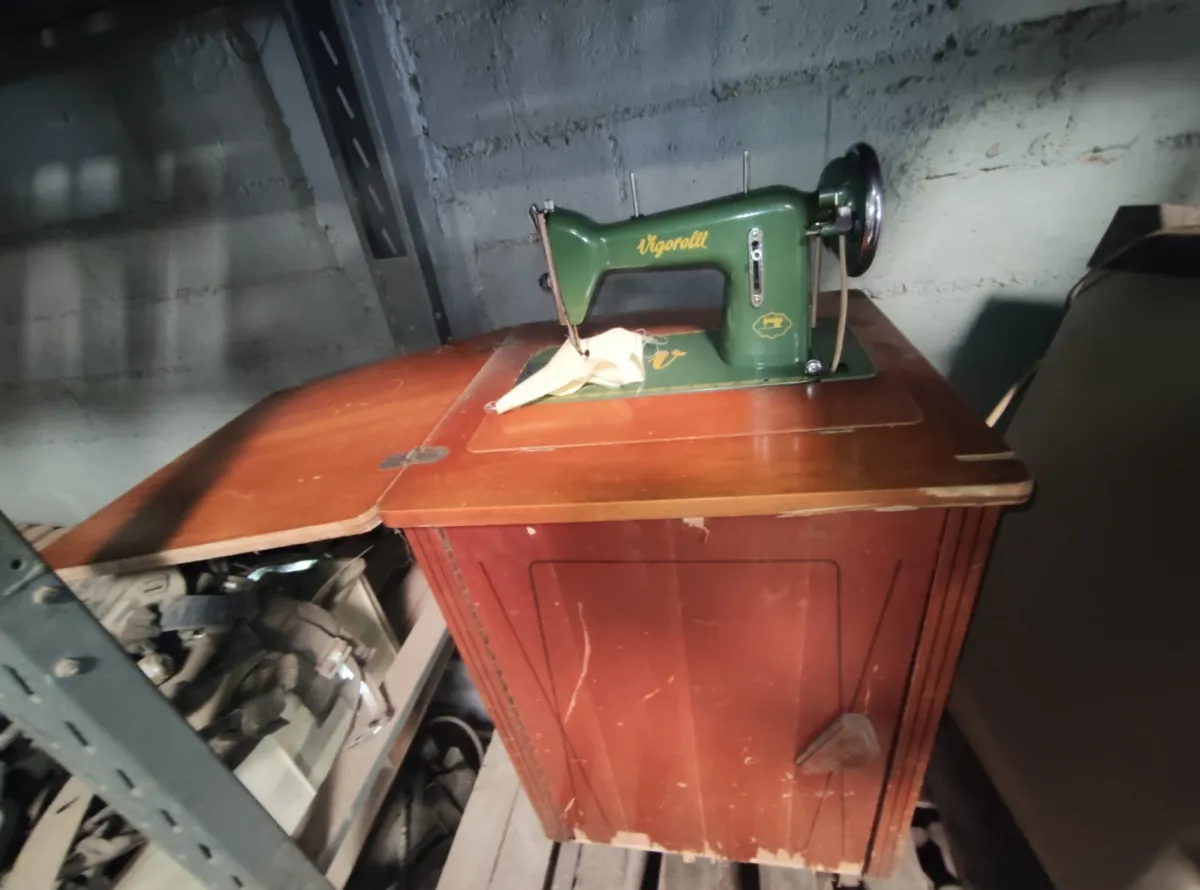 Máquina de costura Vigorelli - Cód. 1526 Imagem