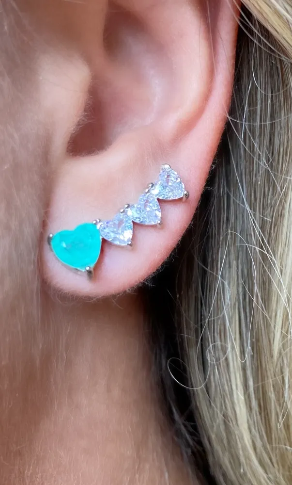 Ear cuff 4 corações, esmeralda colombiana  Imagem
