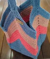 Bolsa de Crochê Quadrada Chevron Azul, Coral, Nude (G) 16 - Foto 4