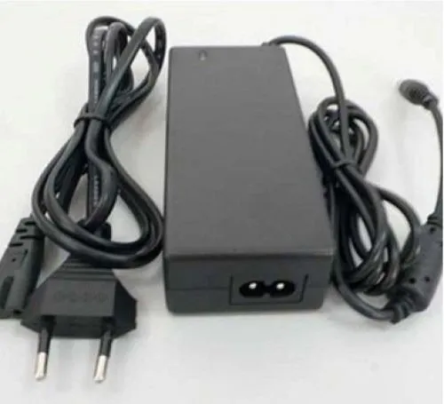 Fonte Blindada preta 10A 12V Bivolt