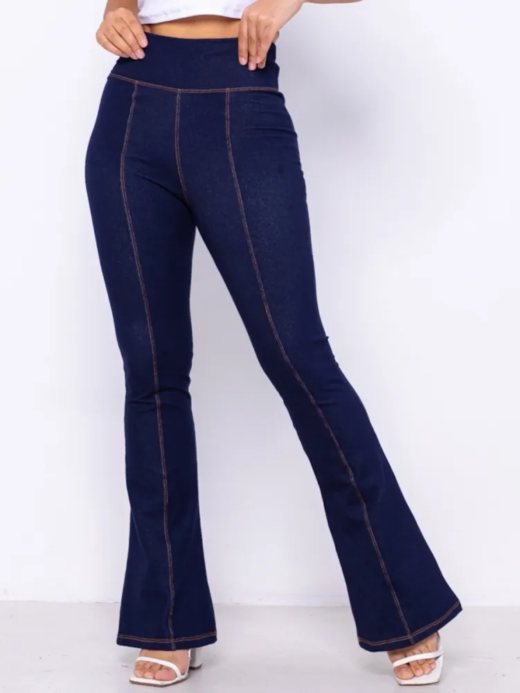 Calça Flare Jeans Feminina Cintura alta costura dupla na frente possui Bolso