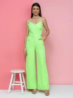 CONJUNTO DE CALÇA ALFAIATARIA COM CROPPED DE ALÇA AJUSTÁVEL - Foto 2