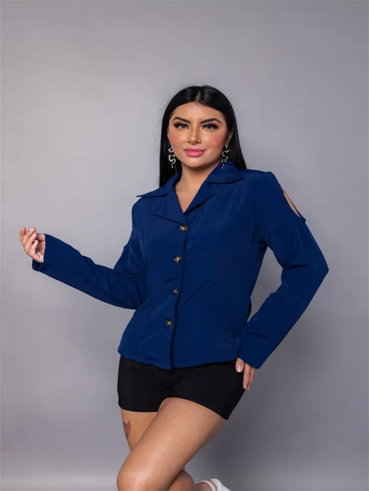 camisa manga longa com botao trapecio onbro por fora moda feminina
