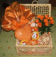 Cesta de Páscoa com coração de chocolate