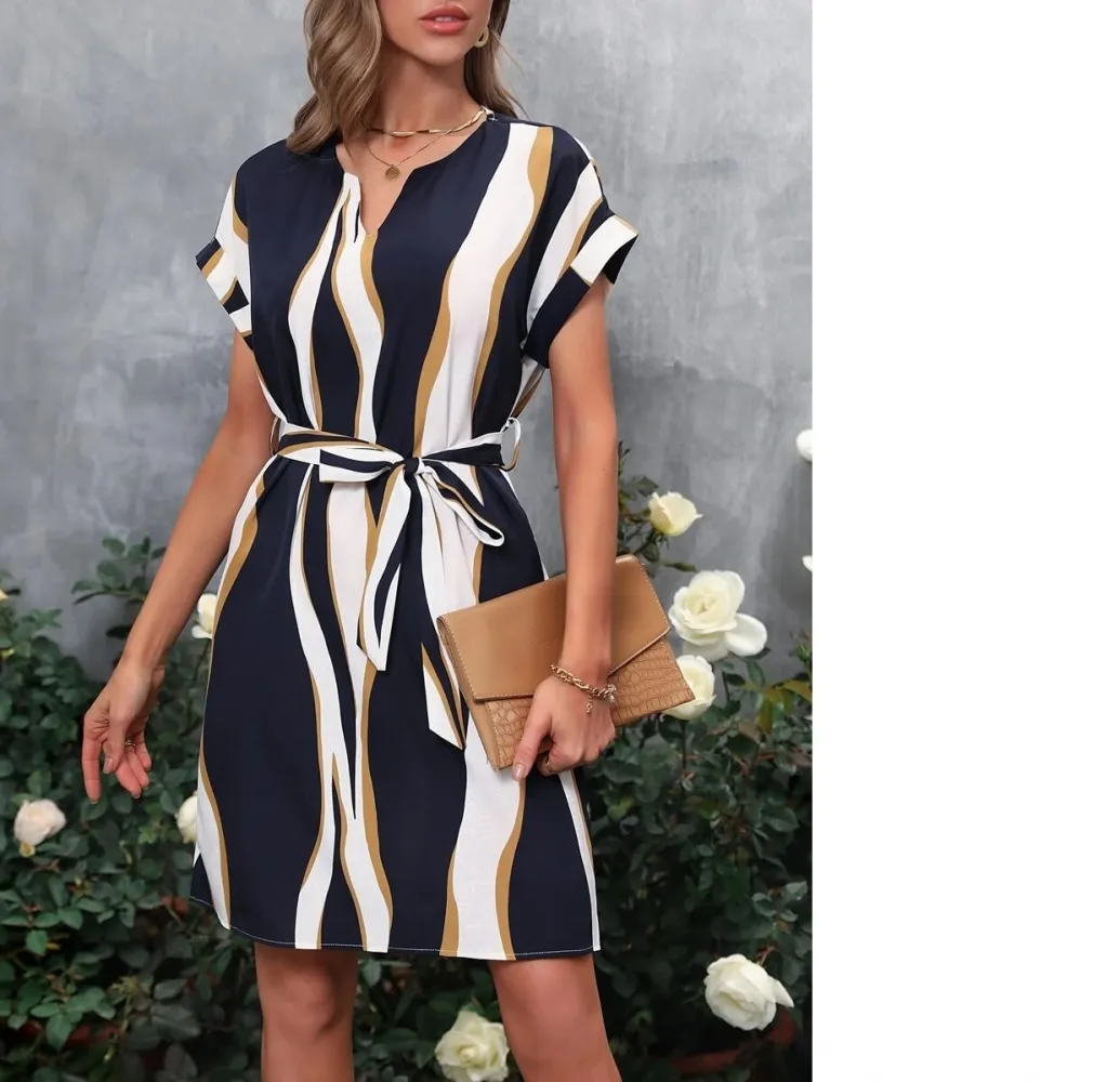 Vestido com cinto listrado colarinho entalhado Imagem