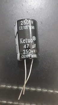 CAPACITOR ELETROLITICO 47UFX250V 