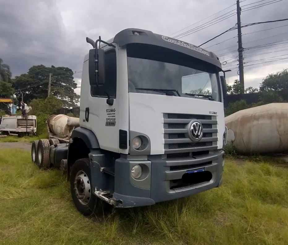 Caminhão Volkswagen 17.280 Constellation ano 2014/2015 - Cód. 1490 - Foto 2