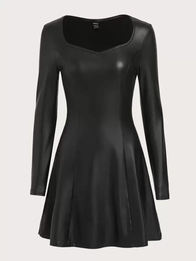 Vestidos pescoço de amor Couro do Plutônio