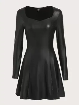 Vestidos pescoço de amor Couro do Plutônio