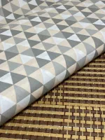 TECIDO TRICOLINE GEOM triang.