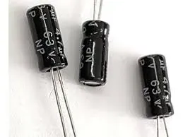 CAPACITOR ELETROLITICO 4,7UFX63V BIPOLAR