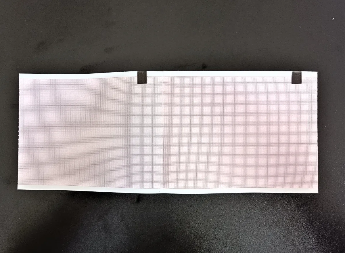 PAPEL TERMOSENSÍVEL P/ ECG EDAN SE-601 TITS 110X140X140 - pacote com 10 blocos Imagem