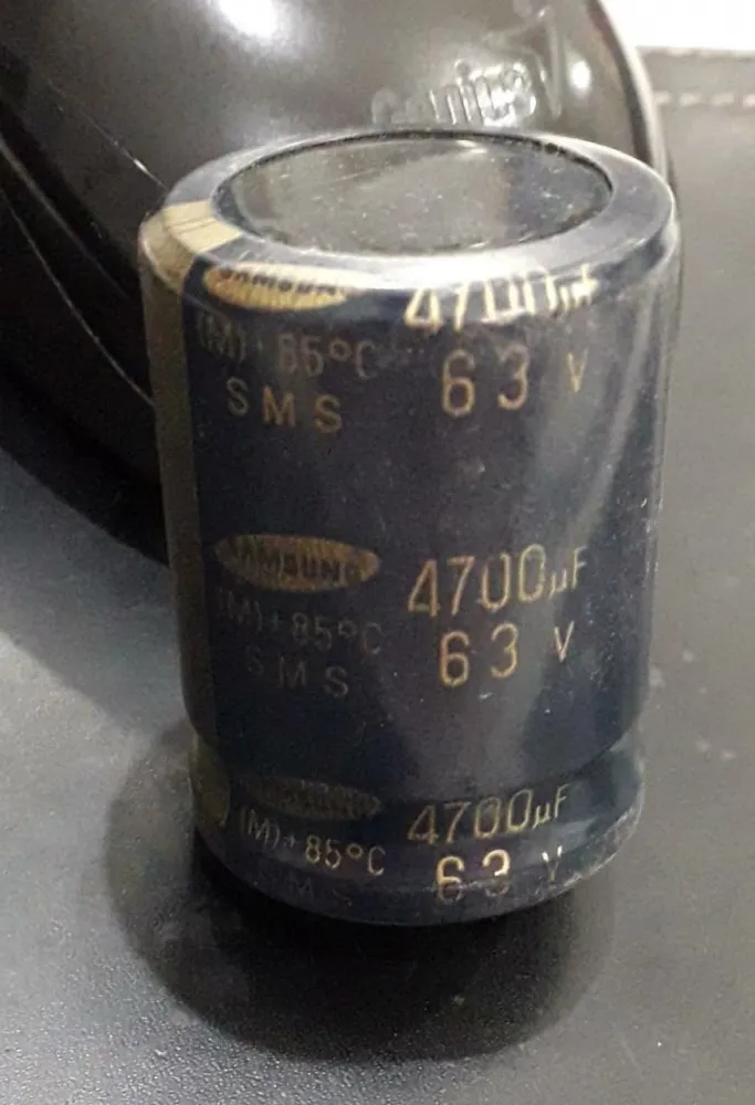 CAPACITOR ELETROLITICO 4700UFX63V