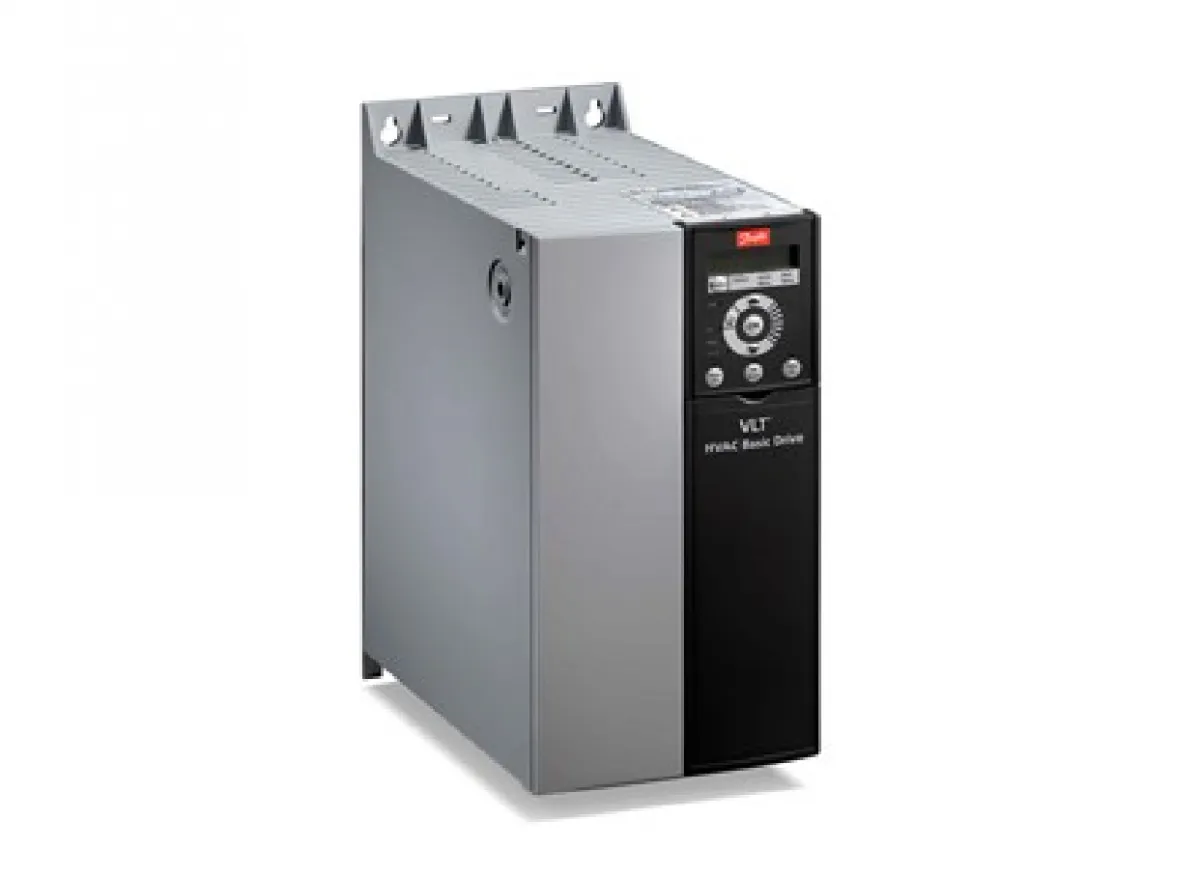 Inversor de frequência Trifásico Danfoss VLT FC-101 25cv 380~440V 37A c/ ihm - 131L9871