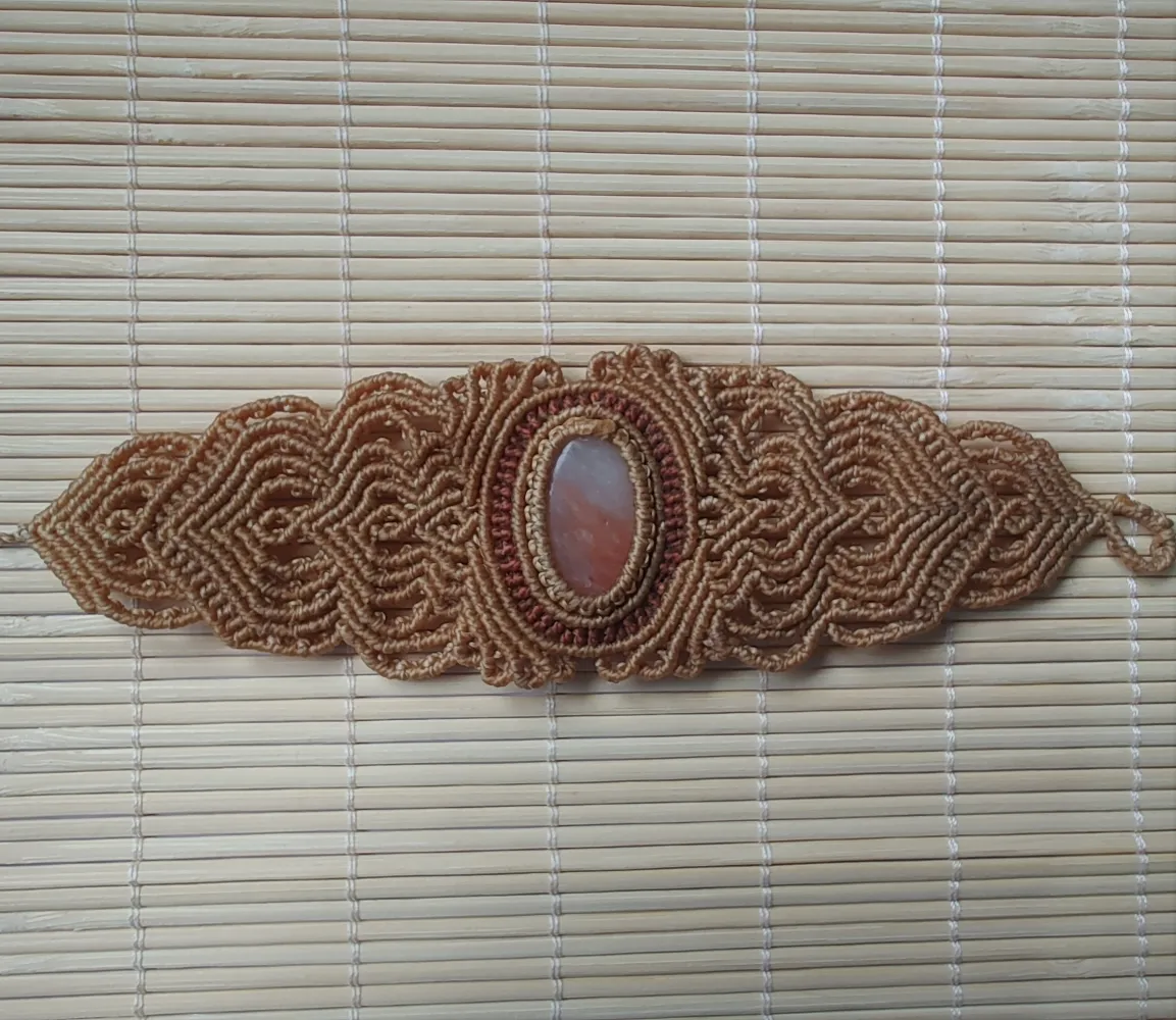 Bracelete de Macramê - Pedra Natural CALCITA - 017