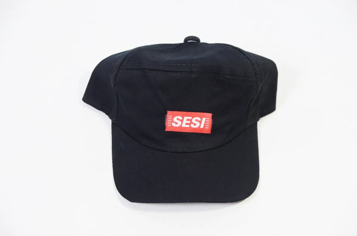 SESI Boné com logotipo