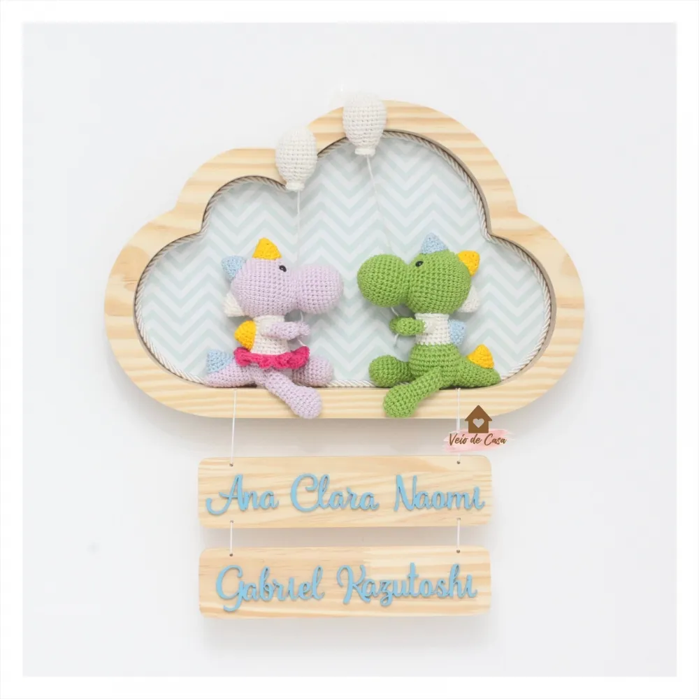 Dinossauros Gêmeos - Casal - Nuvem  G - Porta Maternidade