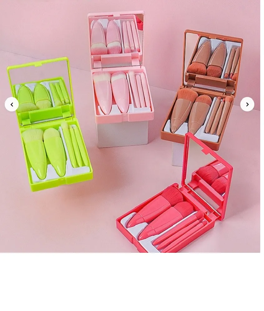 Kit 05 conjunto de Mini Pincéis com Espelho de Maquiagem Portátil para viagem cor enviada aleatoriamente