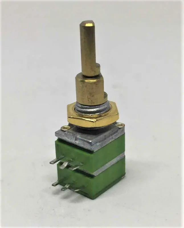 Potenciômetro  Duplo 100KBx100KA 9MM  POTP-90028  Imagem
