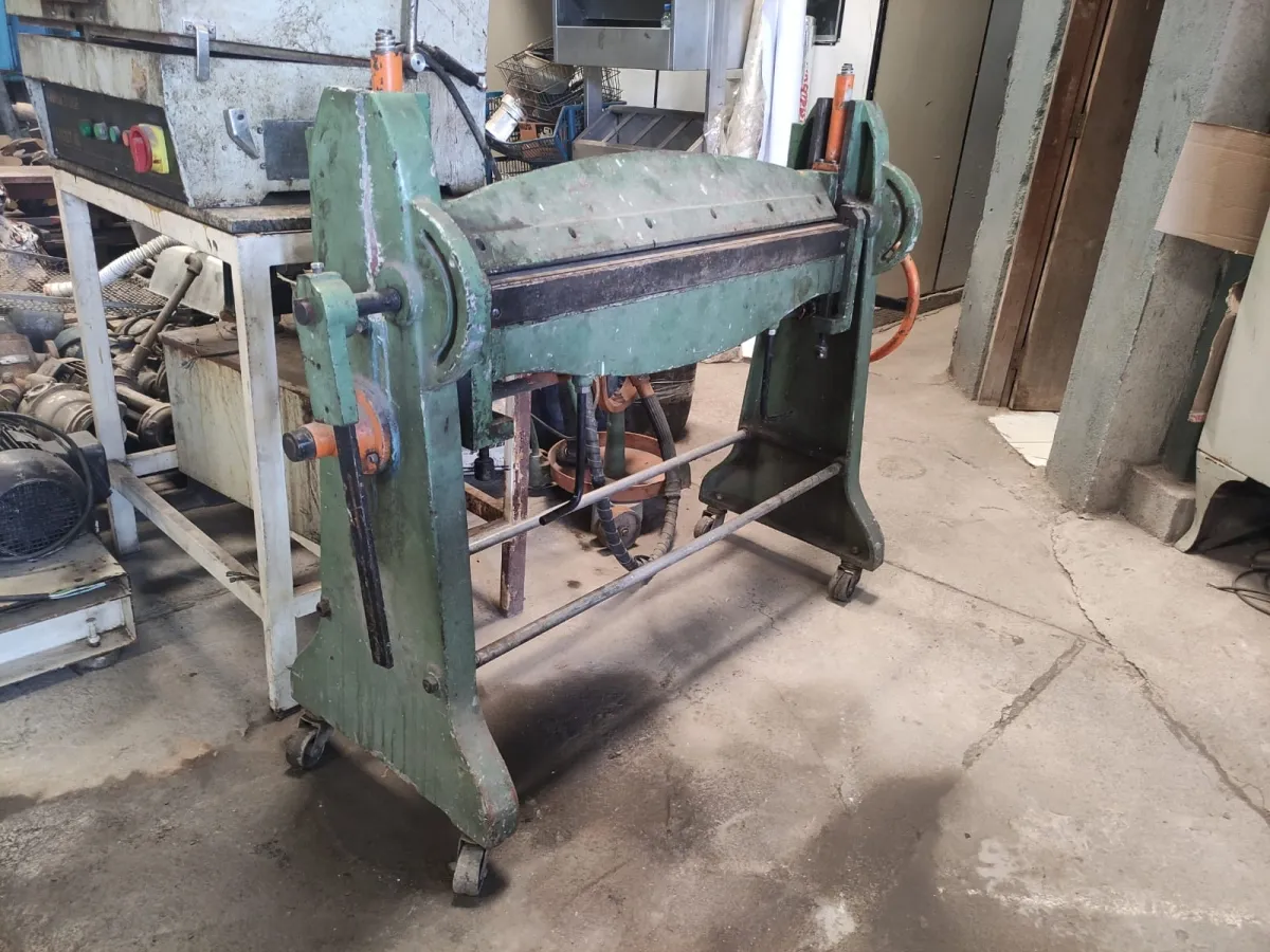 Dobradeira de chapas manual 1 metro - Cód. 1542 Imagem