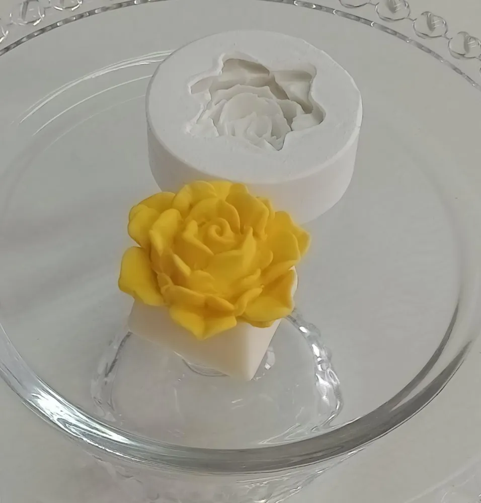 Molde de Silicone Rosa Amarela Luxo