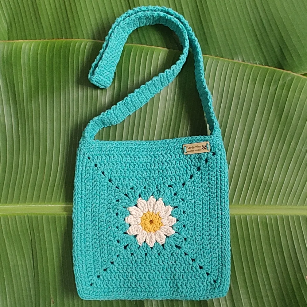 Bolsa de Crochê Margarida Turquesa (P) 18