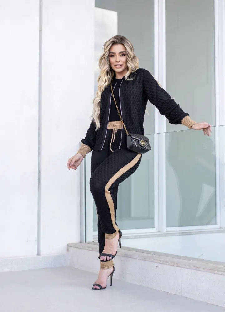 Conjunto Calça e  Casaco Preto
