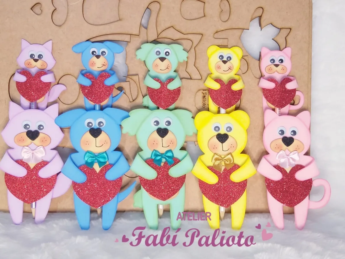 G1.333  Gabarito de Moldes em MDF Abracinho de Pet Imagem