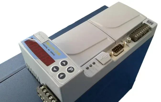 16943 - SERVOMOTOR WEG CA SWA71-9,3-30 WEG Imagem