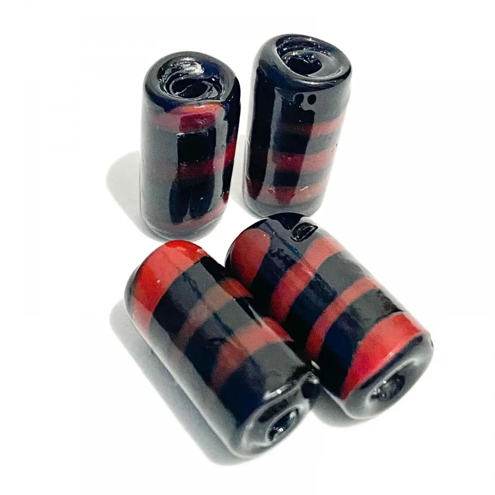 Firma de murano Listradas Preta e Vermelha Imagem