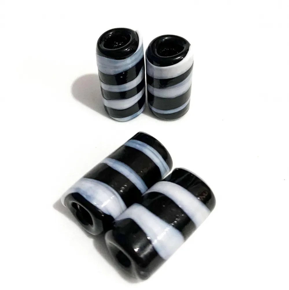 Firma de murano Listradas Preta e Branca Imagem