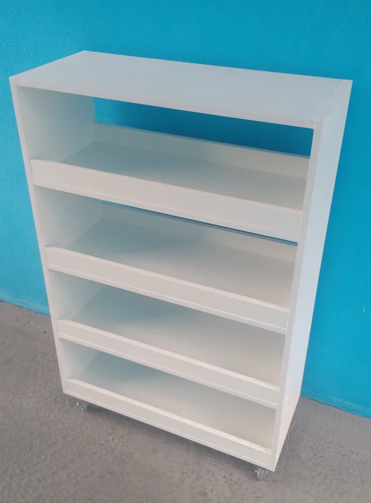 Armário Multiuso com Abas