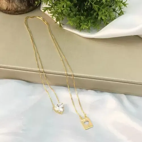 ESCAPULÁRIO CORAÇÃO  BANHADO A OURO 18K