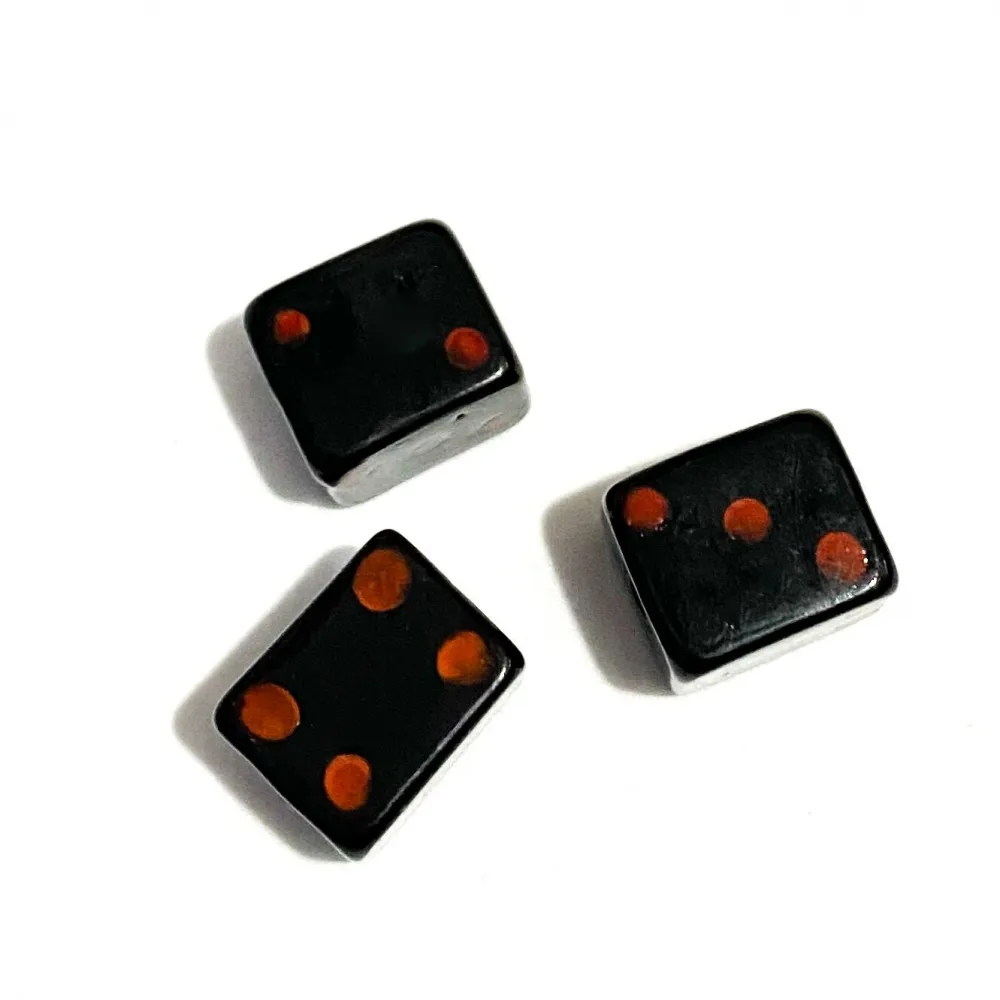Firma de murano Dado Preto com Vermelho