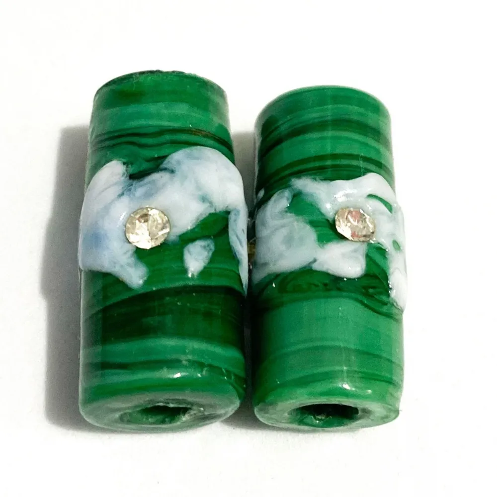 Firma de murano Strass G Verde e Branca Leitosa Imagem