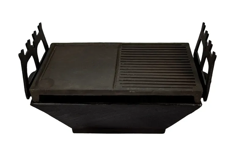 Churrasqueira Gamela 30X40 S Pe com Suporte
