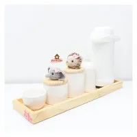 Kit Higiene - 5 peças - Poá - Safari Menina - Leoa + Elefantinha - Garrafa G - Foto 2