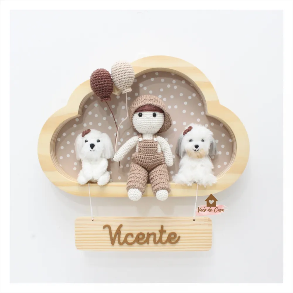 Menino com 2 Pets - Nuvem M - Porta Maternidade