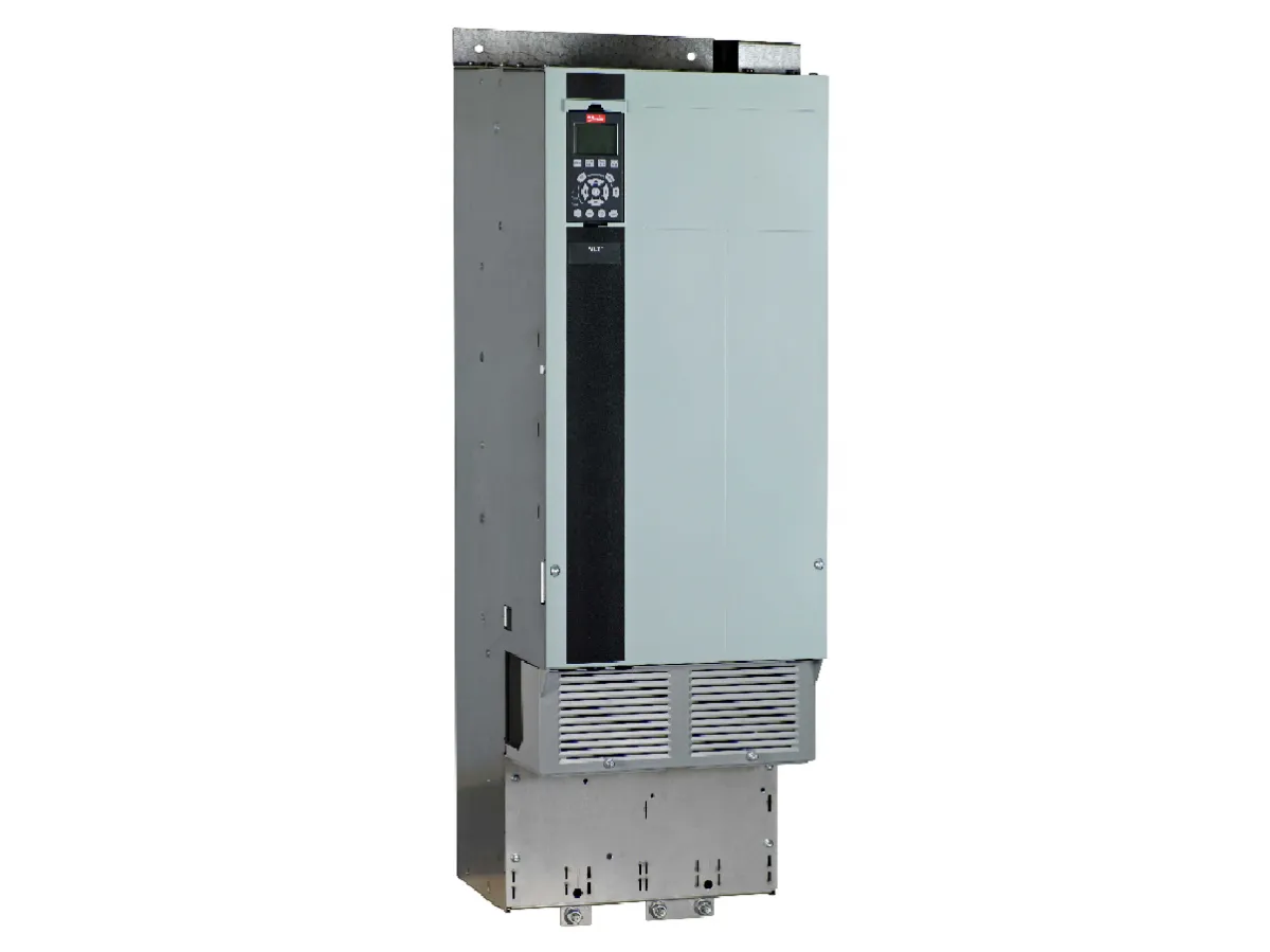 Inversor de frequência trifásico  200CV 380/480VCA  C/IHM FC-102 260A 132KW  Danfoss  - 134F0383
