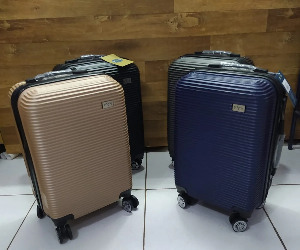  Mala P de bordo c/ expansor 20"  YYY