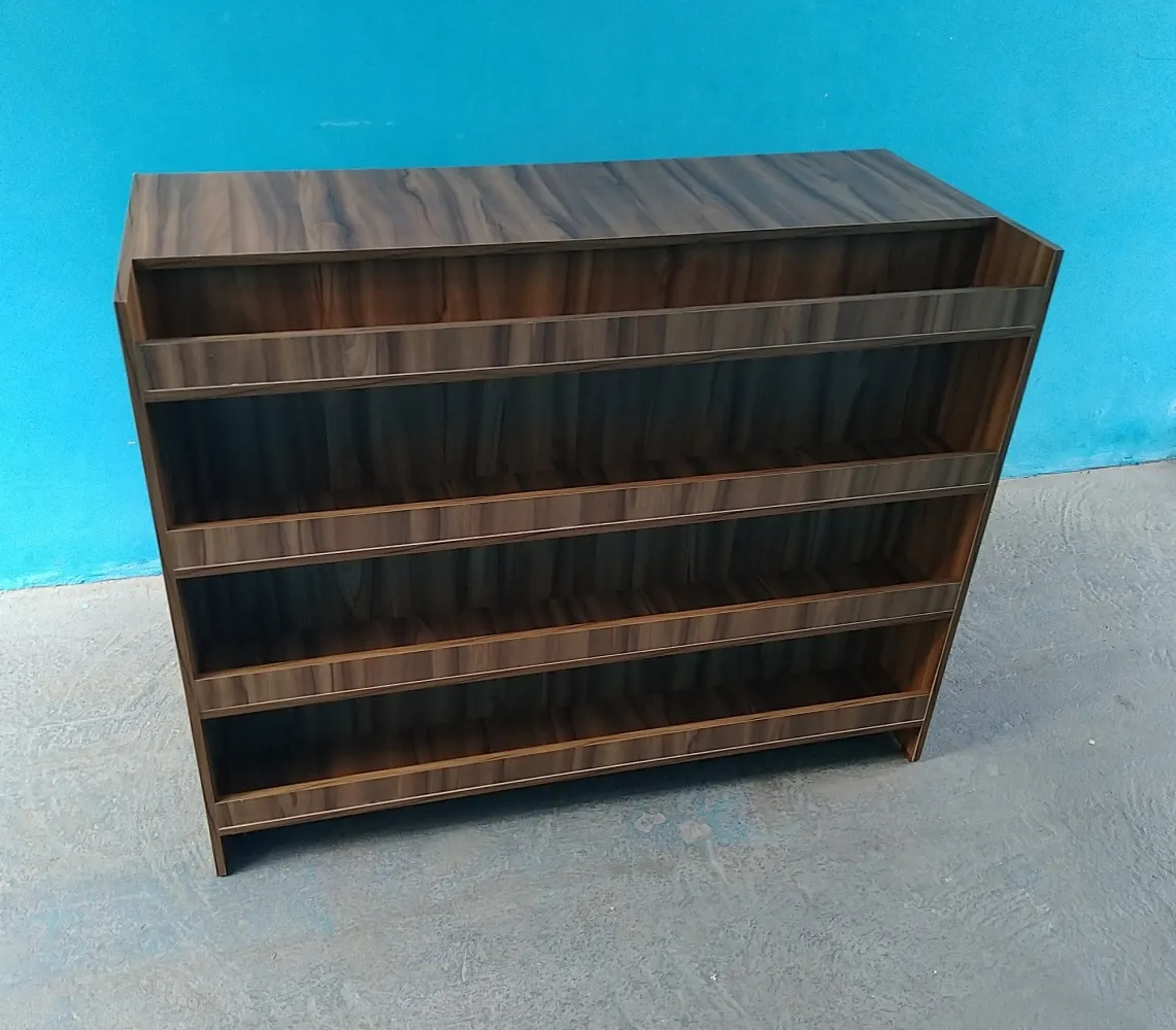 Balcão Caixa Expositor Ubatuba