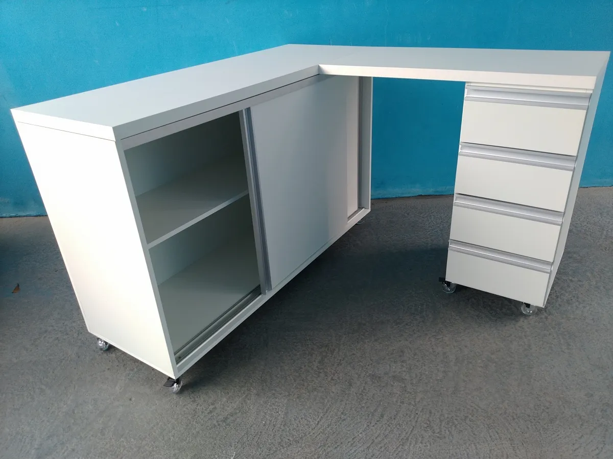 Mesa Manicure em L Ana