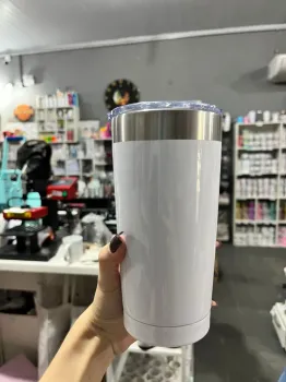 COPO TERMICO 600ML COM TAMPA ACRILICO DE VEDAÇÃO BRANCO PARA SUBLIMACAO  - Foto 2