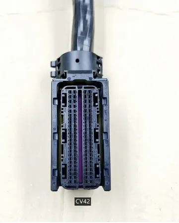 CONECTOR EDC17 CV42 96 PINOS  COM CABO (19284045384)