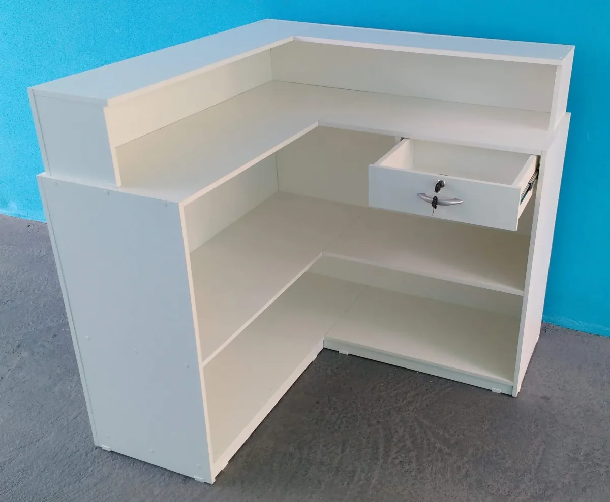 Balcão Caixa em L Rico Imagem