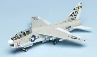Miniatura Avião TA-7 C Corsair II Kit Hobby Boss 1/72 Plastimodelismo - Foto 2