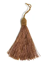  Tassel Marrom