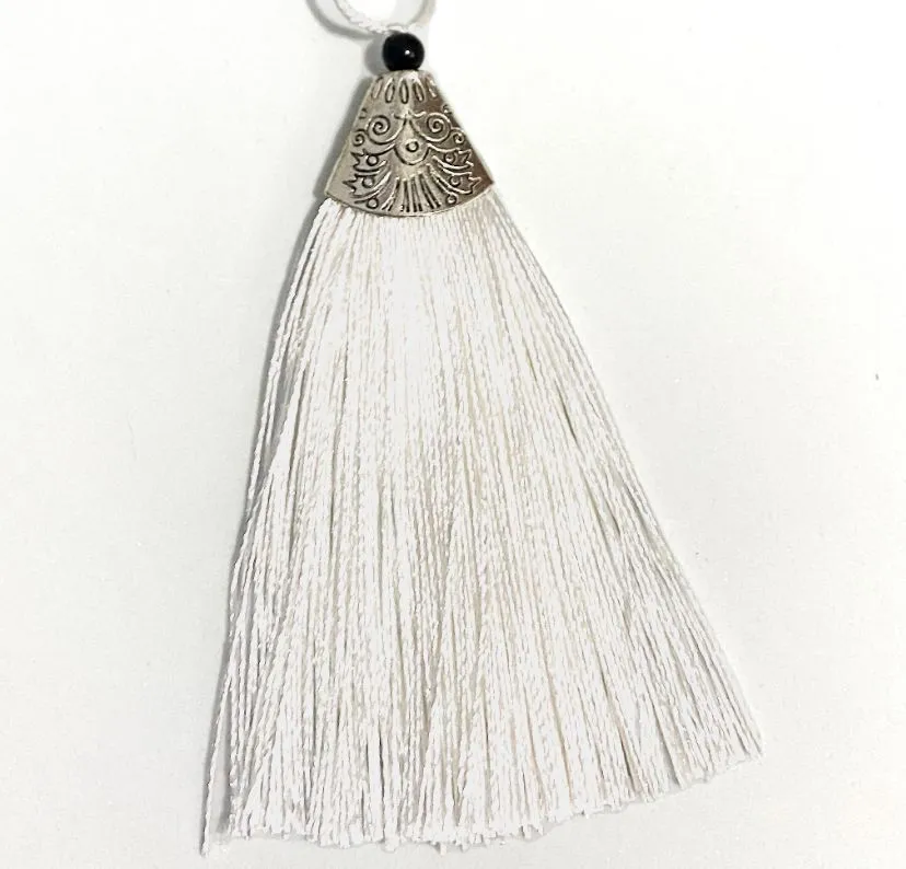 Tassel Metal Branco Imagem